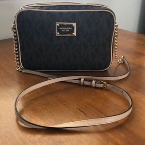 Michael Kors Crossbody Handbag